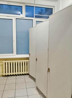 Туалетные кабинки